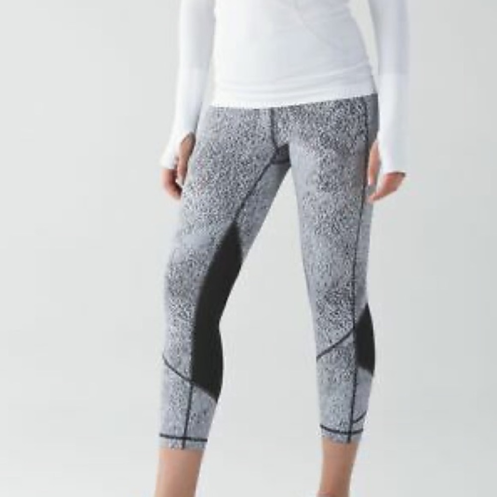 lululemon Pace Rival Crop 19” - Spray Jacquard - size 6